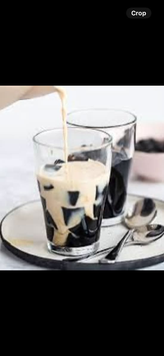 209. Sữa Đậu Nành Thạch Đen/ Soy milk W Grass Jelly