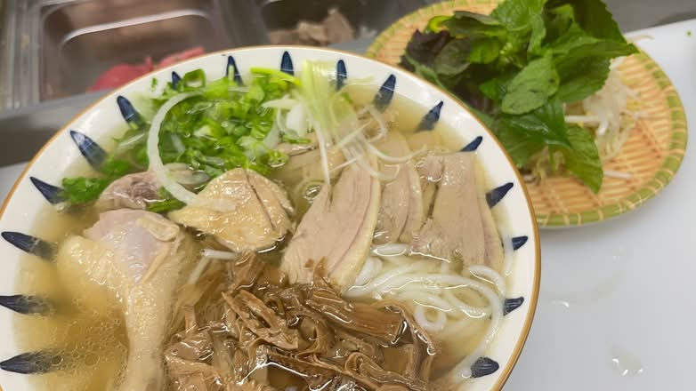 63. Bún Măng Vịt/ Duck & Bamboo Shoots W Rice Noodle IN Duck Broth