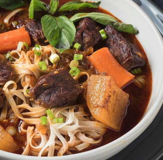 115. Phở Bò Kho/ Beef Stew Noodle Soup