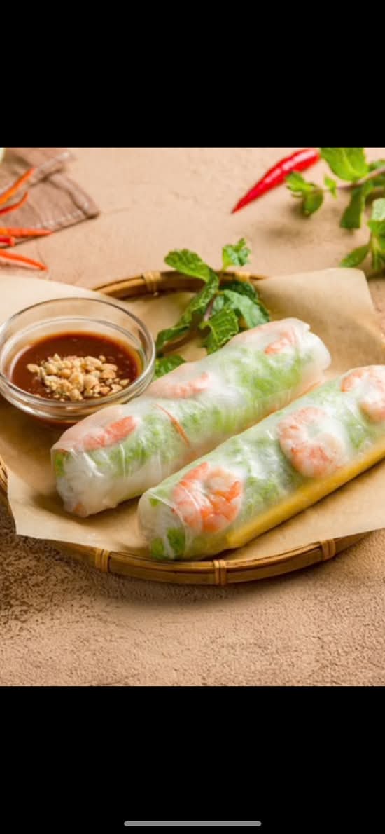25. Gỏi Cuốn Tôm/ Shrimp Salad Rolls (2pcs)