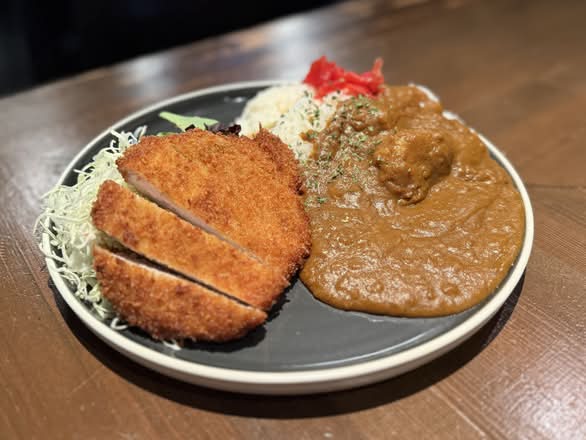 Katsu Curry (カツカレー)