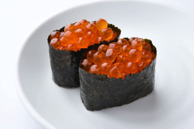 Ikura - Salmon Roe Gunkan (1 pc)