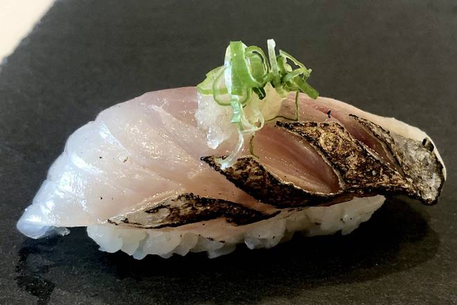 Madai-Red Sea Bream Nigiri (1 pc)