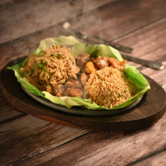 ASSORTED NON-VEGETARIAN BAR-BE-CUE SIZZLER (Chicken & Fish)