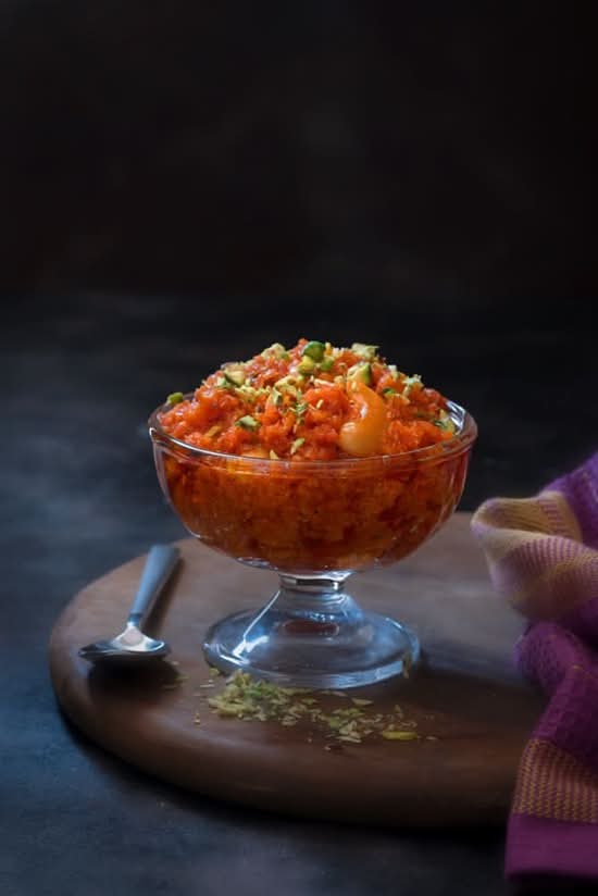 Desi ghee Gaajar Ka Halwa