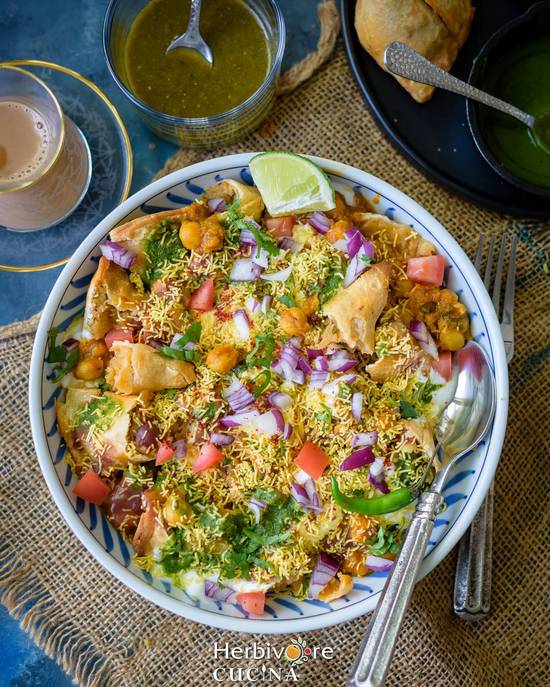 Samosa Chat