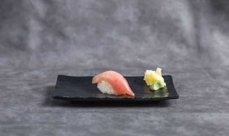 Tuna sushi
