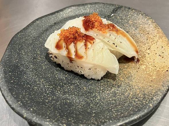ABURI IKA sushi ( 2 pcs )