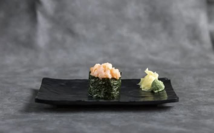 Chopped Scallop sushi