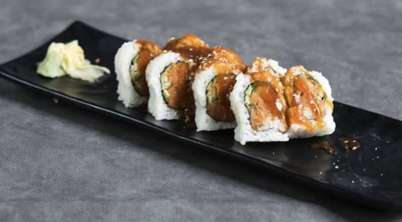 Spicy Salmon Roll