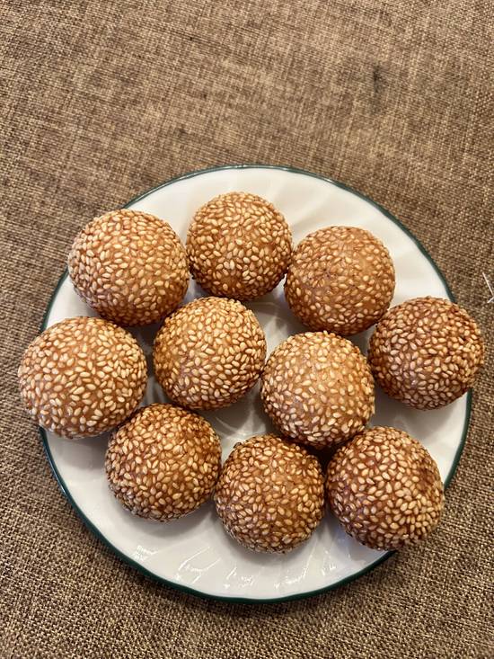 Sesame balls