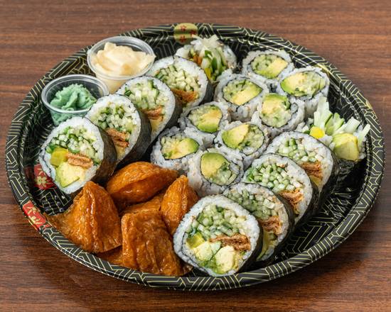 (PC16) Fotomaki Roll (10pcs), Avocado Cucumber Roll (8pcs), Tofu Pocket (4pcs)