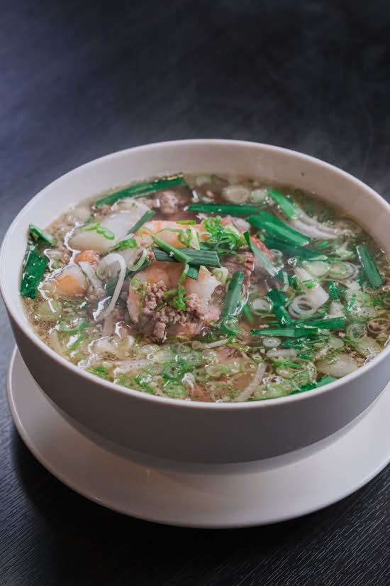 Cuty's Thick Rice Noodle Soup - Banh Canh