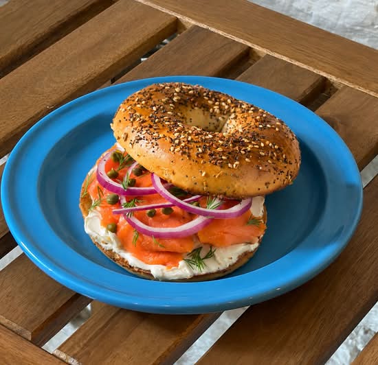 Bagel Tout Garni / All-dressed Bagel