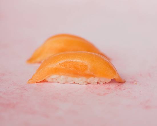 NIGIRI SAUMON / Salmon nigiri (2 MCX/pcs)