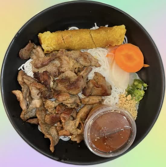V2 Spring Roll & BBQ Pork With Vermicelli