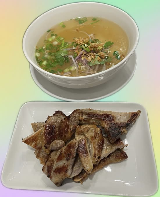 N8a Grilled Pork Chop Rice Noodle Soup