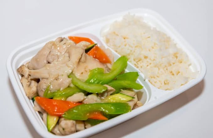Moo Goo Gai Pan Chicken