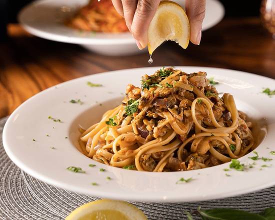 Linguine Alle Vongole - Linguine Alle Vongole