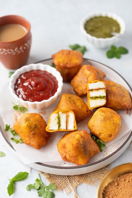 Stuffed Paneer Pakora
