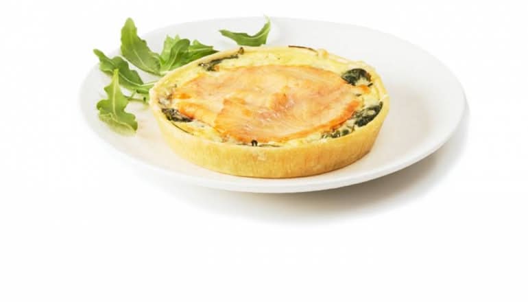 Smoked salmon quiche