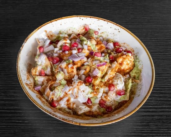 Chaat papdi loves bhalla
