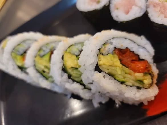 Spicy Salmon Roll