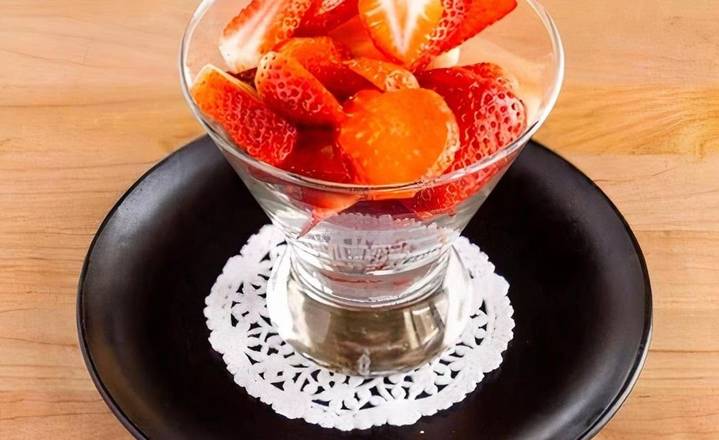 Bol de fruits des champs / Bowl of Wild Berries