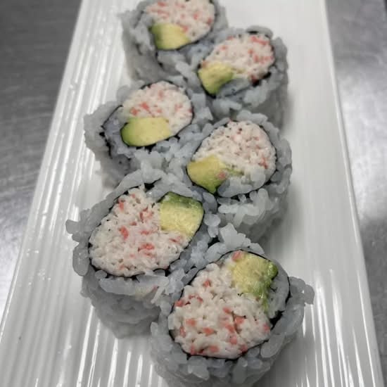 Avo Crab Roll (6 pcs)