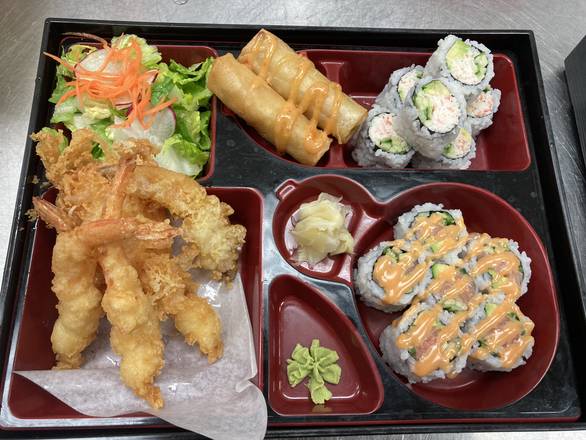 Tempura and Roll Bento