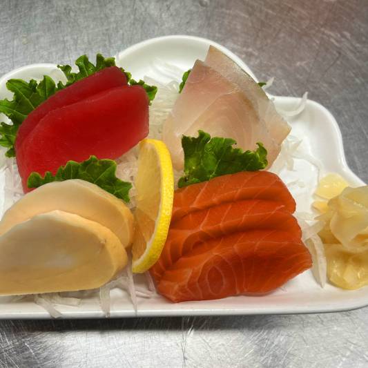 Assorted Sashimi Appetizer(9pcs)