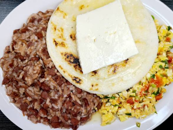 Desayuno Colombiano | Petit-déjeuner colombien