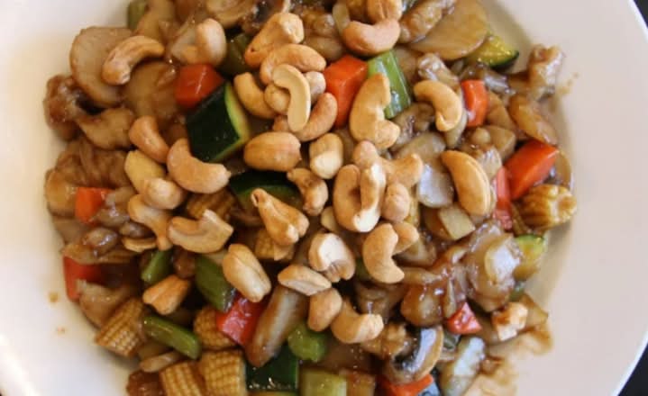 Cashew Nuts Gay Ding