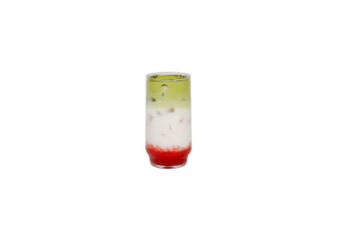 Strawberry Matcha Latte (Iced)