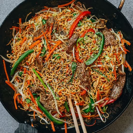 Mongolian Beef Chow Mein