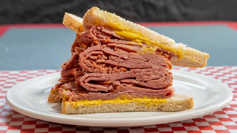 Sandwich Viande Fumée / Smoked Meat Sandwich