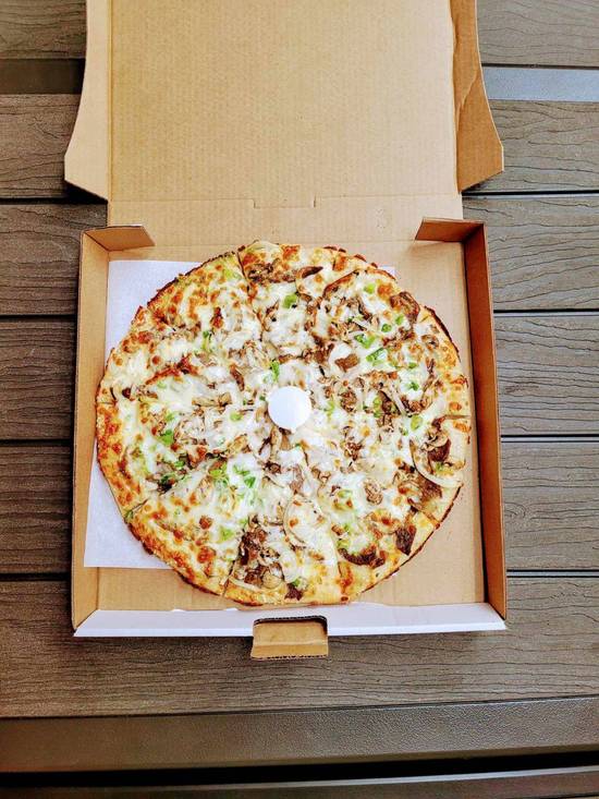 14" Single BBQ Steak Specialty Pizza