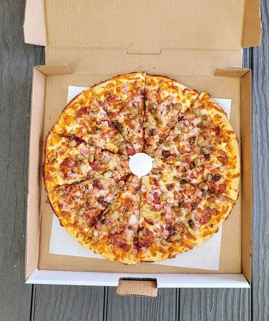 14" Single Meat Lovers Specialty Pizza
