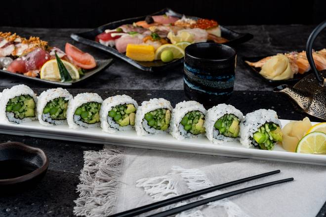 Vegetarian Roll (8 pcs)