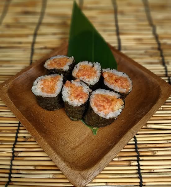 Spicy Tuna Maki (6 pcs)