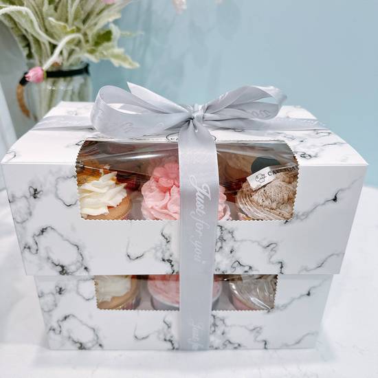 One Dozen Assorted Flavours Cupcakes （2* Boxes of 6）
