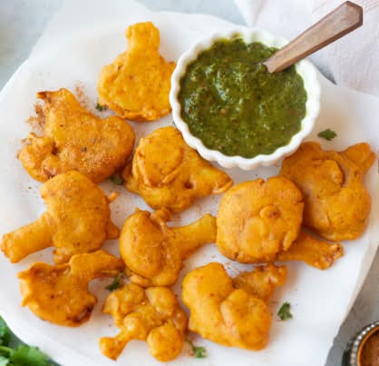 Pakora de chou-fleur ( 6 mcx) / Cauliflower Pakora (6 pieces)