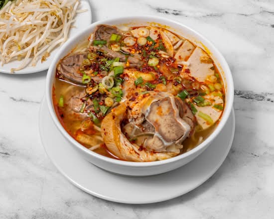 Hue Beef Vermicelli Soup / Bún Bò Huế