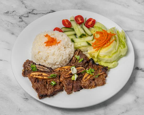 Grilled Beef Short Ribs on Rice/Cơm Sườn Bò Nướng