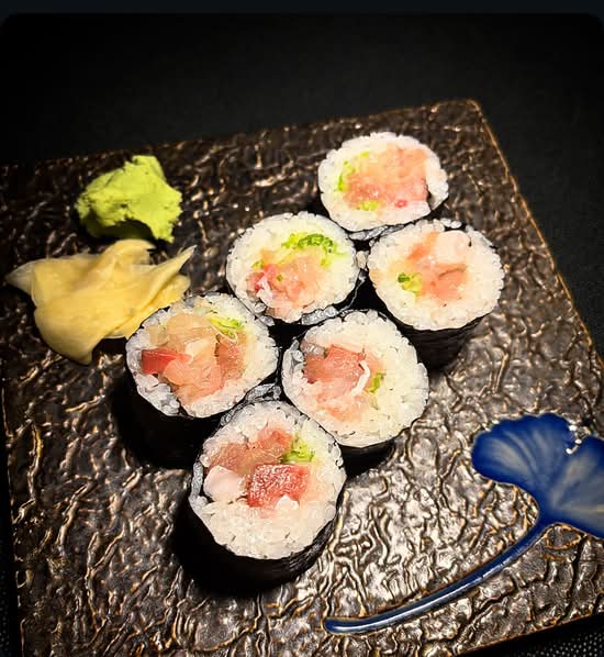 Negi Hamachi Roll(6 pcs)