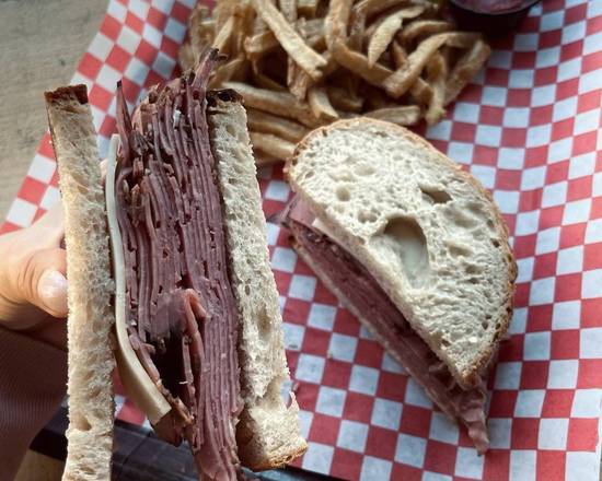 Pastrami Reuben