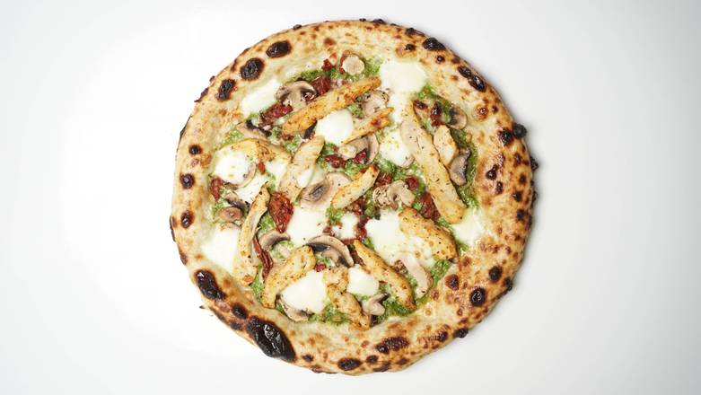 Pollo Pesto Pizza