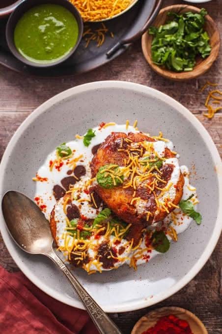 Aloo Tikki Chaat