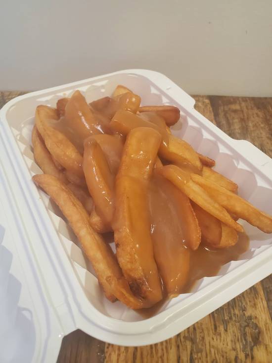 Frites Sauce / Fries with Gravy