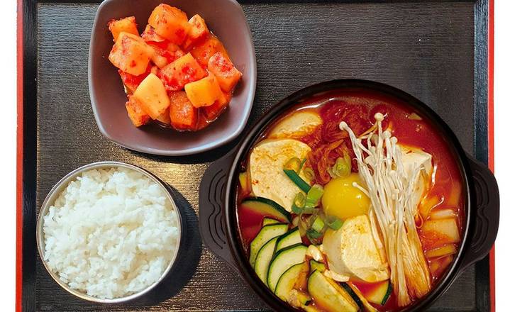 Kimchi-Soontubu